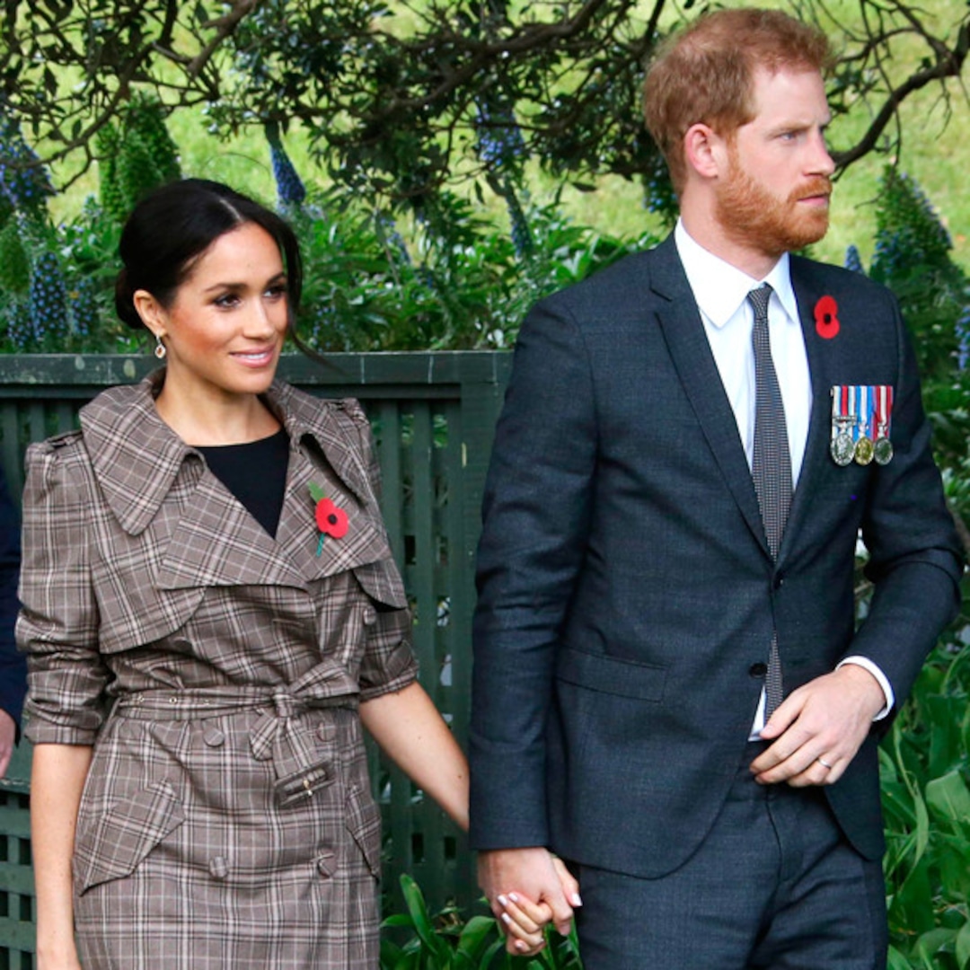 Buckingham Palace Reacts to Prince Harry & Meghan's Royal Family Exit